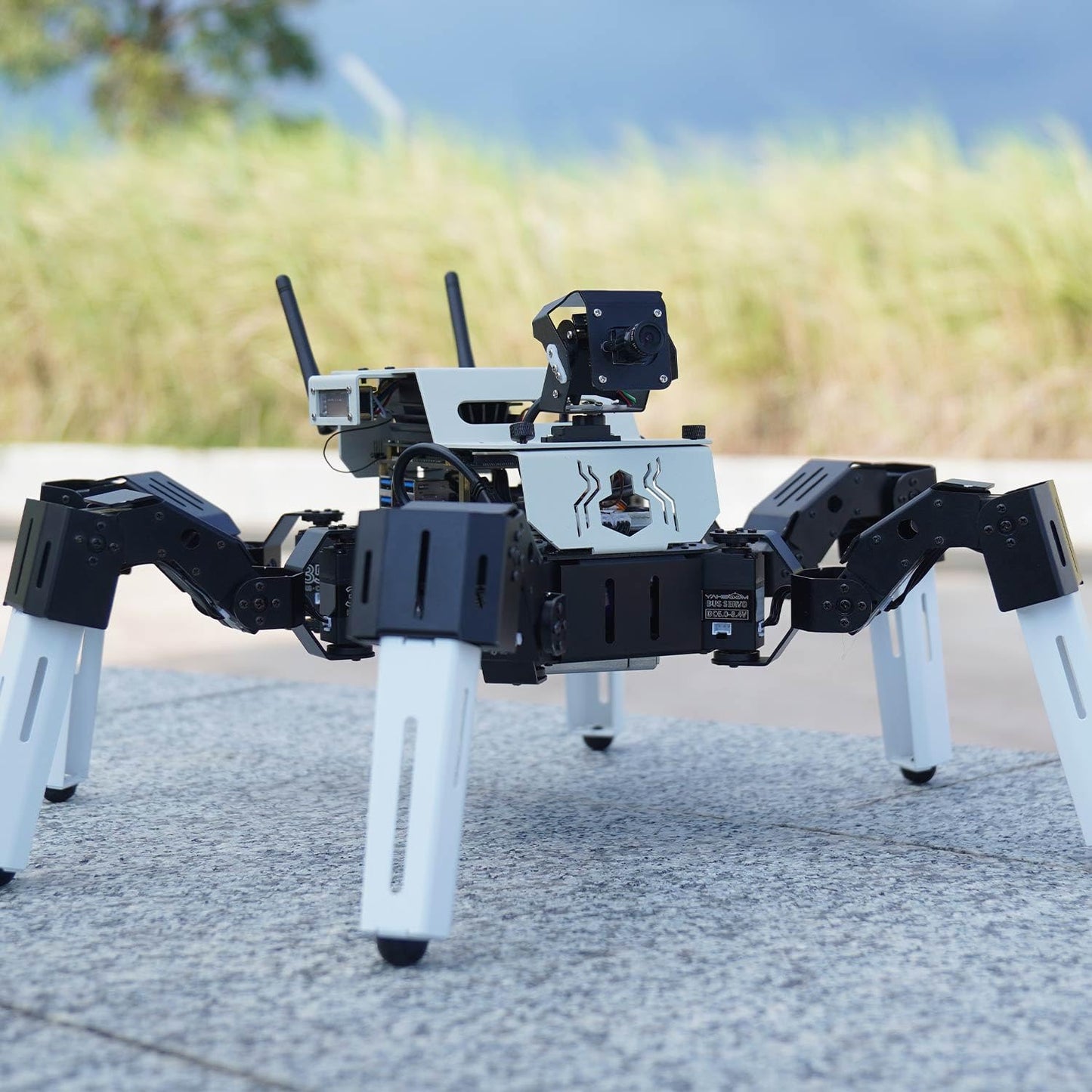 Yahboom Programmable DIY AI Hexapod Robotic MUTO S2 for NVIDIA Jetson Nano 18DOF Spider Robots ROS Electronics Projects (MUTO S2 with Jetson Nano)