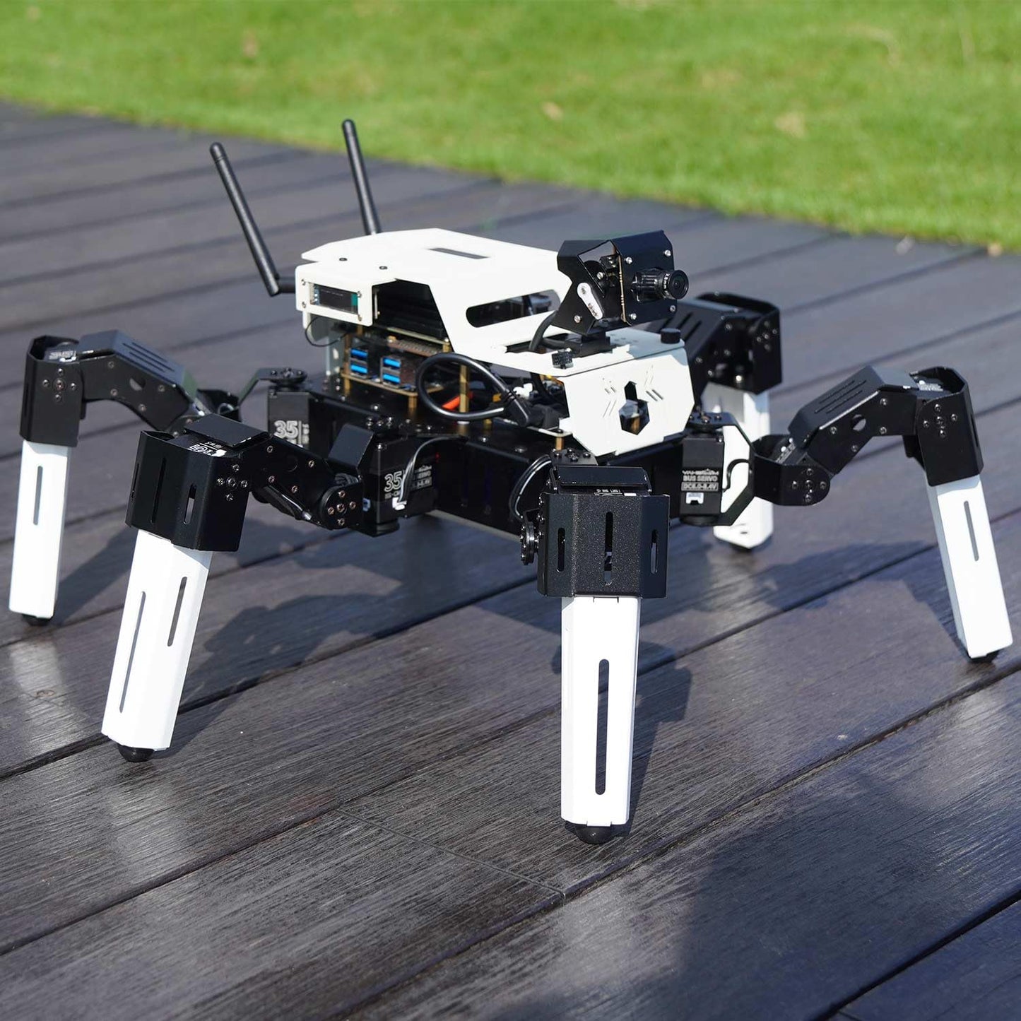 Yahboom Programmable DIY AI Hexapod Robotic MUTO S2 for NVIDIA Jetson Nano 18DOF Spider Robots ROS Electronics Projects (MUTO S2 with Jetson Nano)